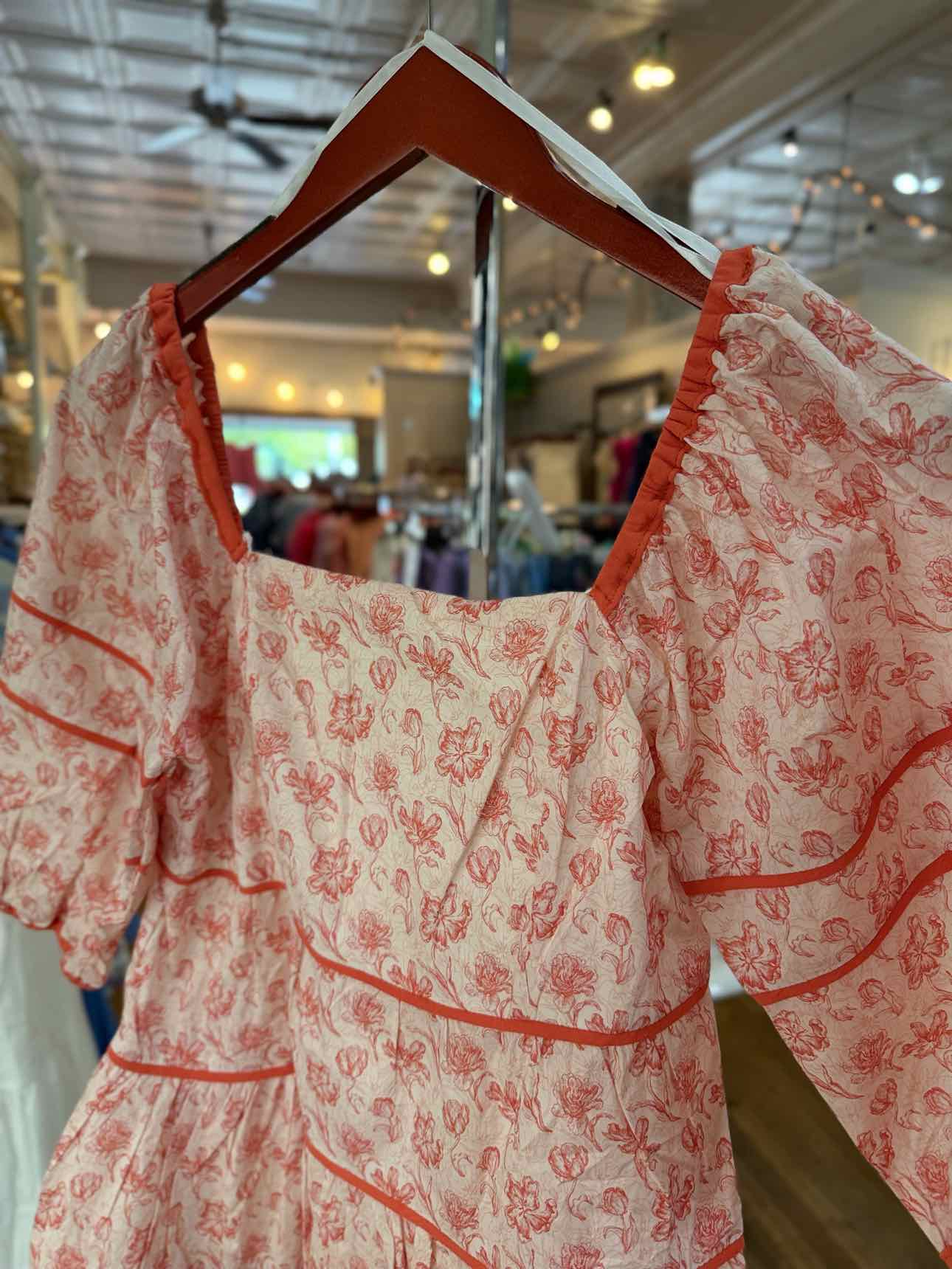 She & Sky Coral Floral Top