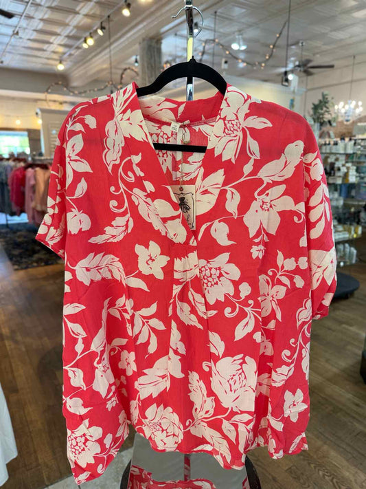 Easel Coral Floral Shirt
