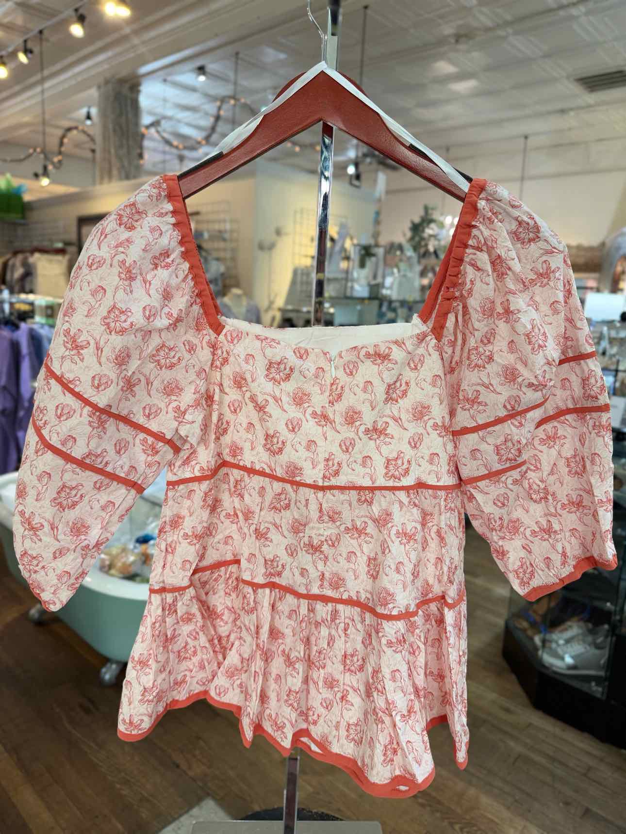 She & Sky Coral Floral Top