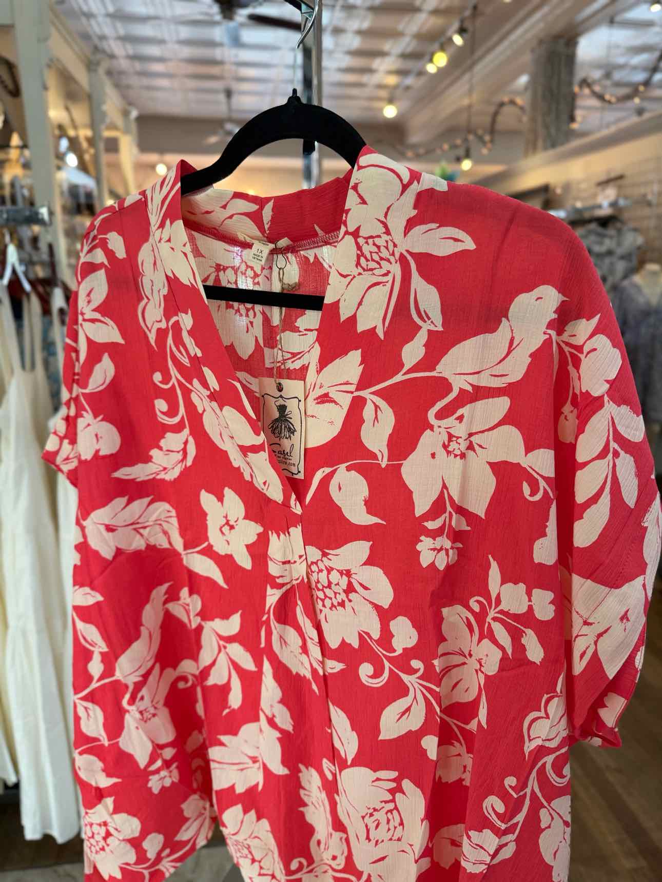 Easel Coral Floral Shirt